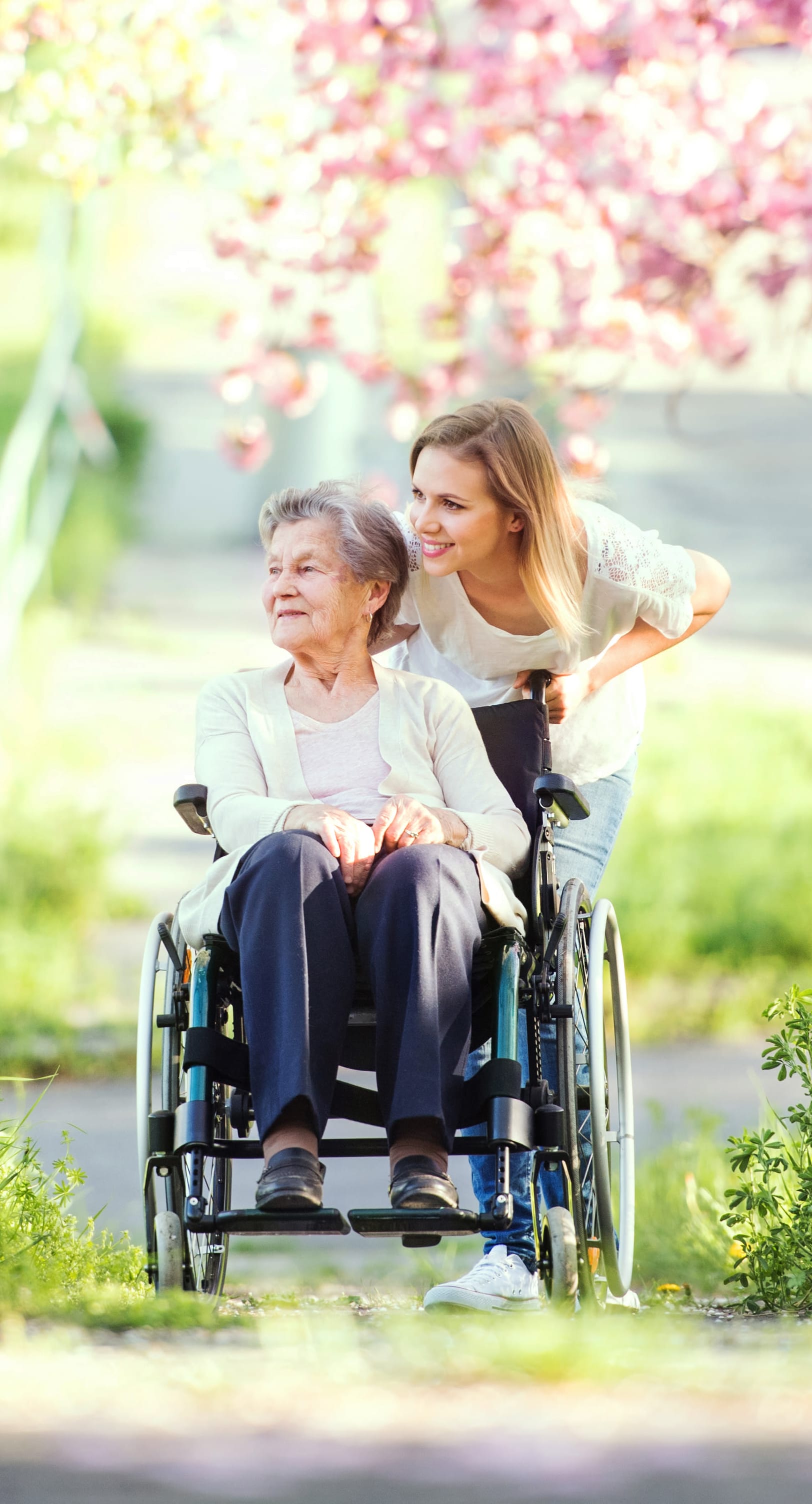 Enjoying some fresh air at Seven Lakes Memory Care in Loveland, Colorado