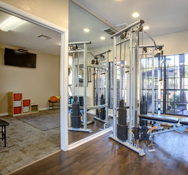 State of the art fitness center at Elliot's Crossing Apartment Homes in Tempe, Arizona