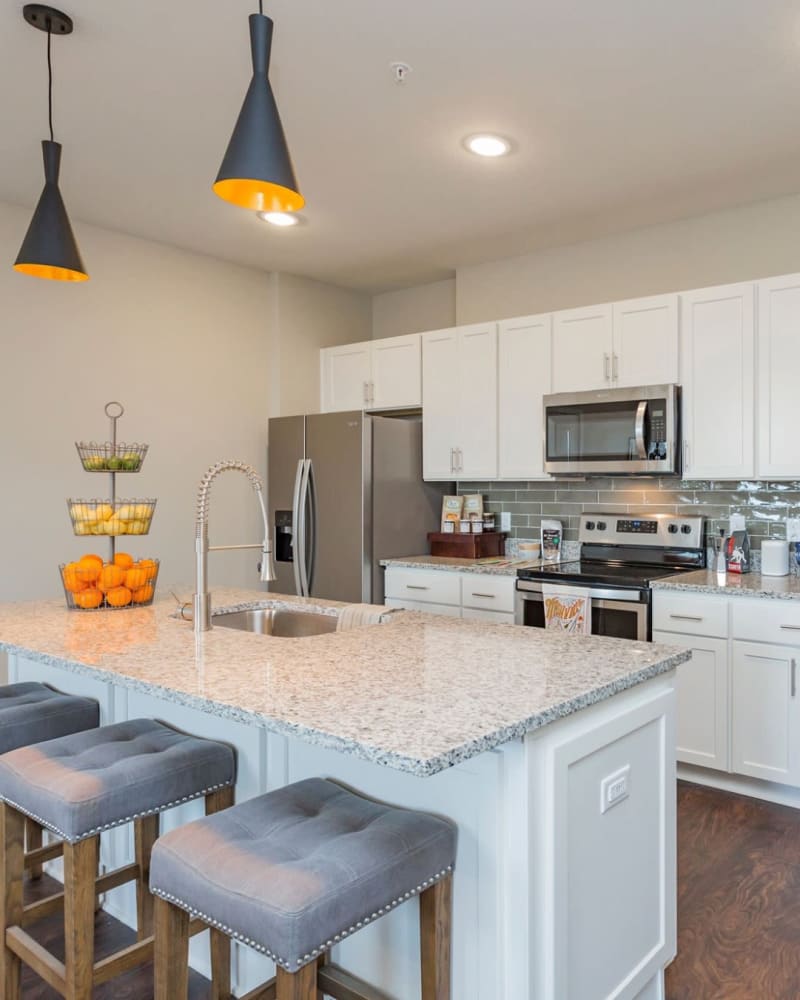 Modern styled kitchen at Rivertop Apartments in Nashville, Tennessee