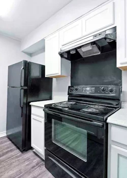 View amenities at Tradewind Apartments in Mesquite, Texas