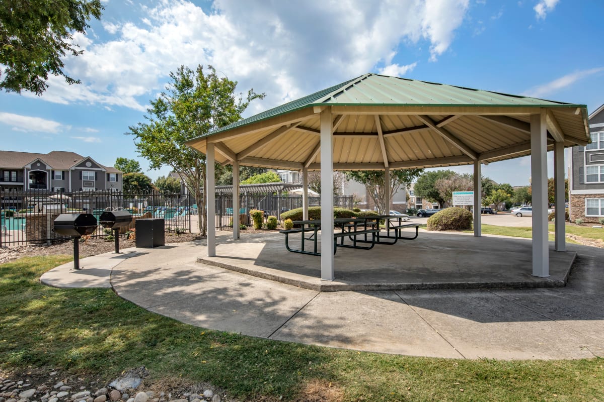 Barbeque and picnic area at University Courtyard, Denton, Texas