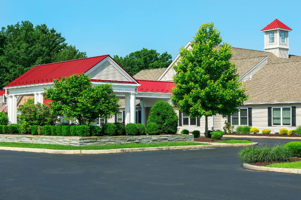 Driveway and main entrance to Traditions of Lansdale in Lansdale, Pennsylvania