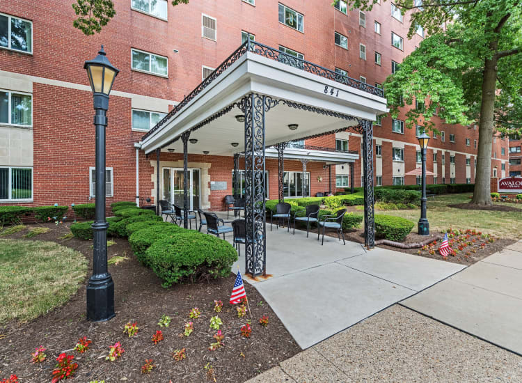 Apartments at Avalon Arms Apartments in Avalon, Pennsylvania