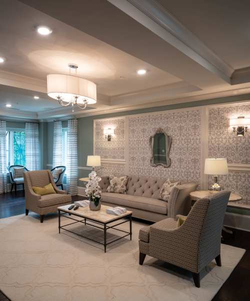 Community clubhouse lounge at 511 Queens in Charlotte, North Carolina