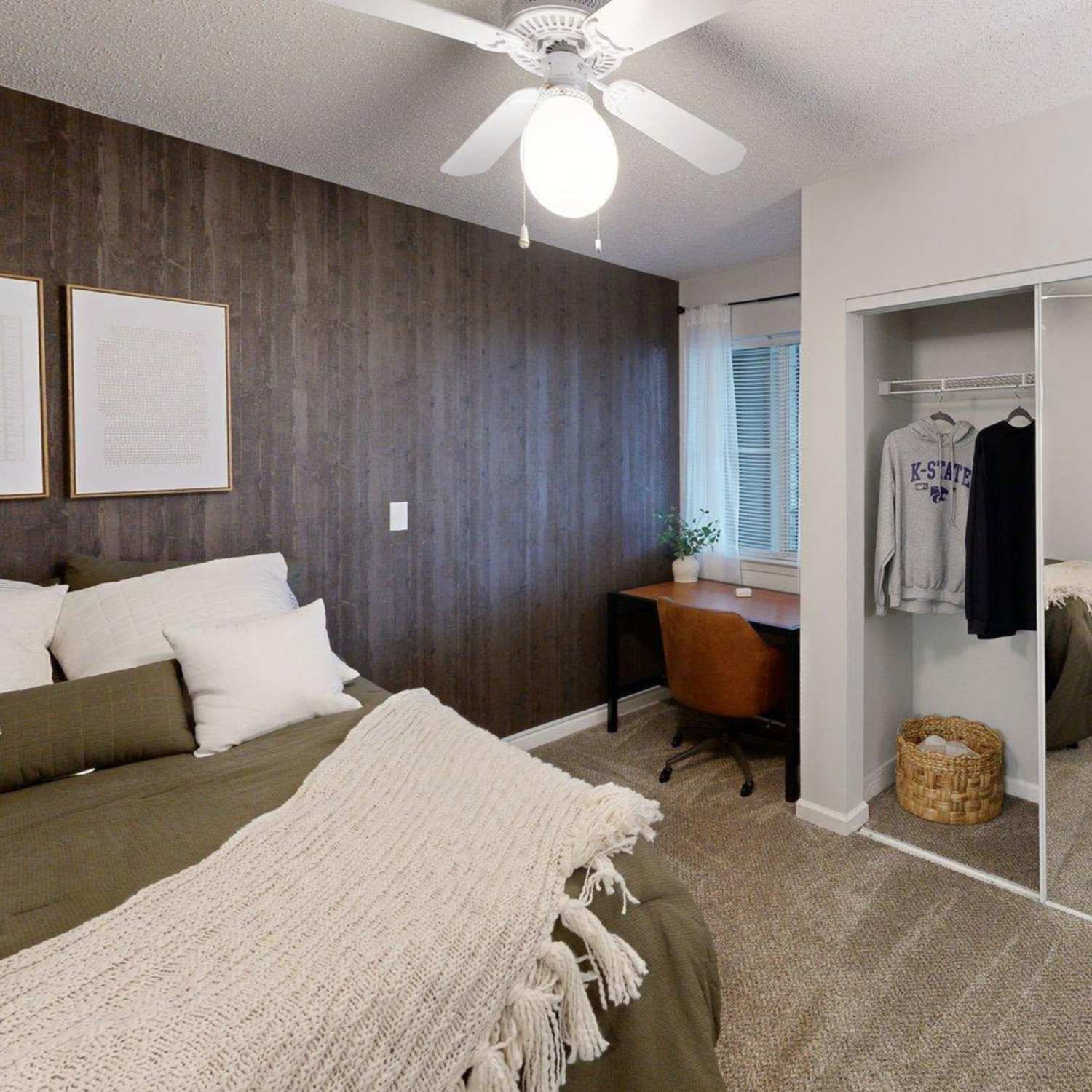 Bedroom at The Quarters Manhattan in Manhattan, Kansas