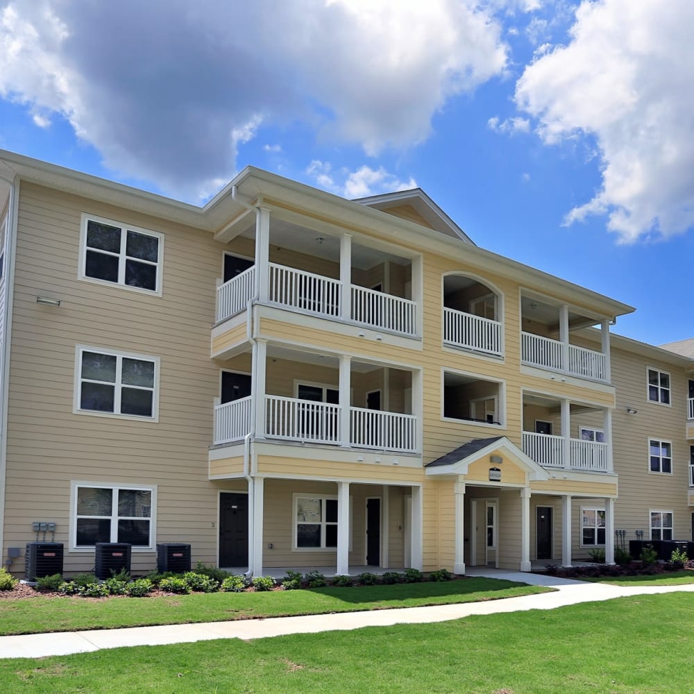 Exterior of The Columns at Coldbrook in Port Wentworth, Georgia