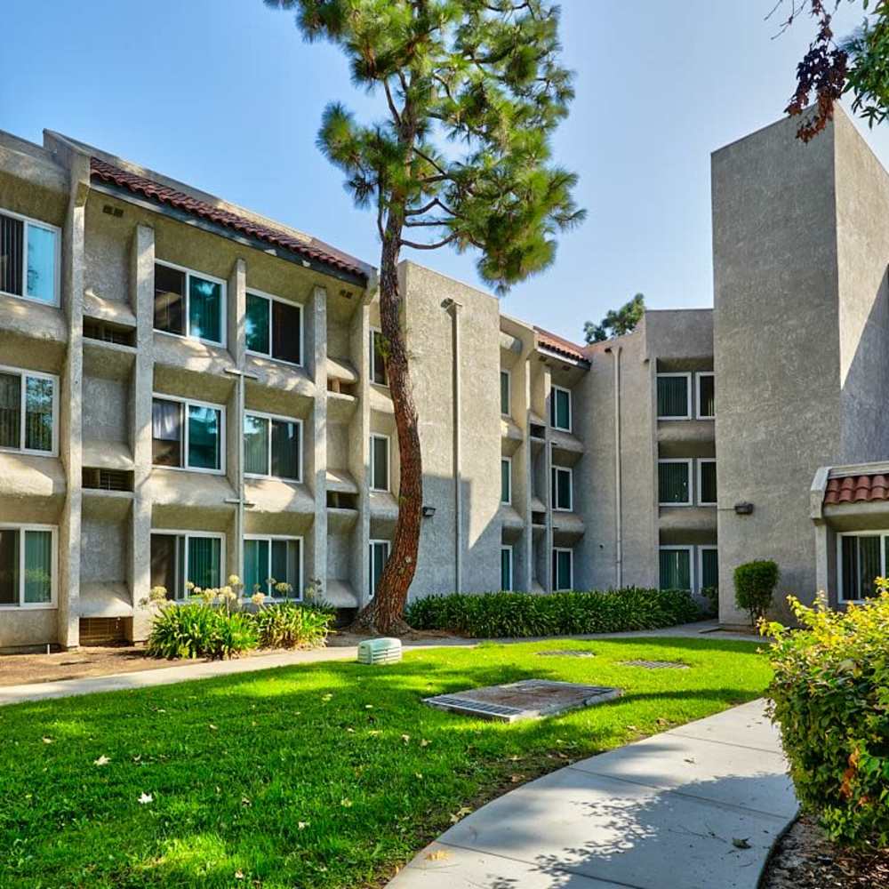 Modern apartment at Tustin Gardens in Tustin, California