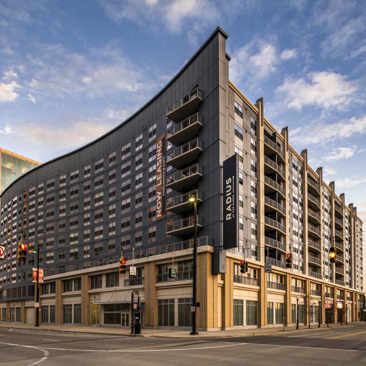 Explore the neighborhood around Radius at The Banks in Cincinnati, Ohio