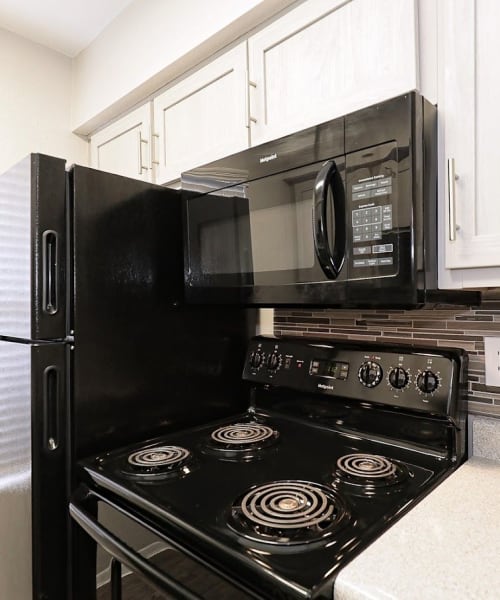 Upgraded 1 & 2 Bedroom Apartments in Victoria, TX