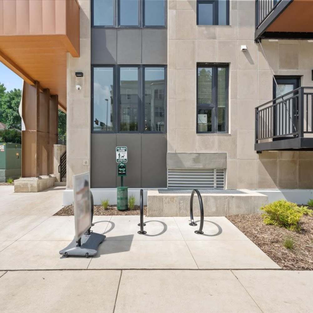 The Flats at 402