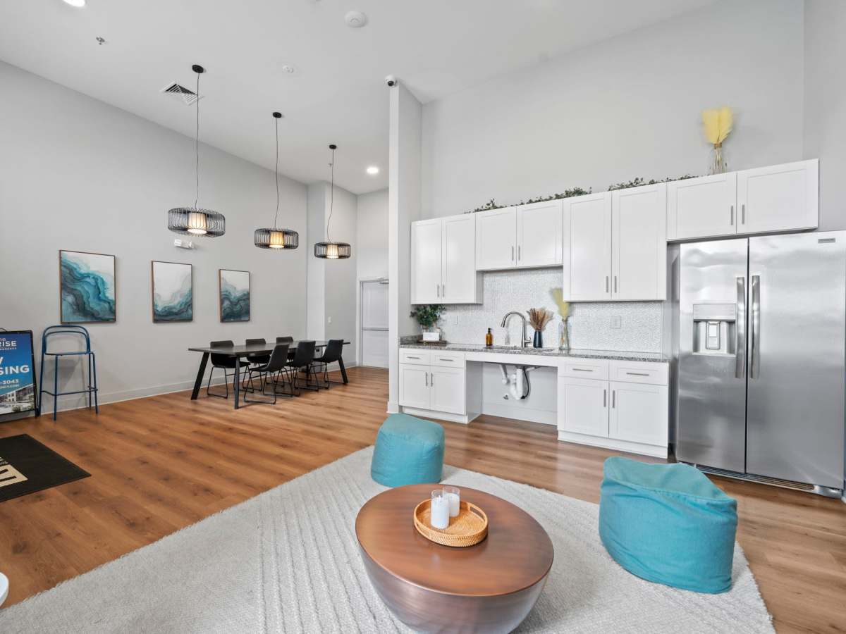 Community kitchen and dining area at The Rise at Regency in Henrico, Virginia