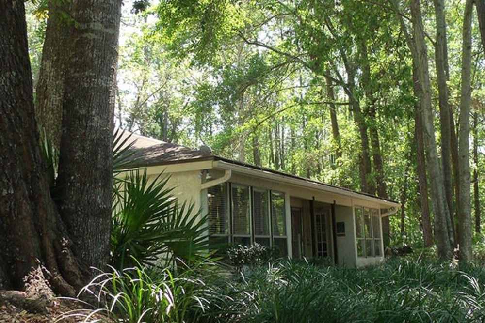 Exterior view at Creekwood Apartments in Gainesville,Florida