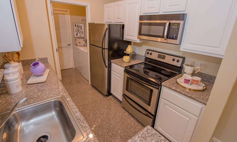 Kitchen at Lexington Park Apartment Homes in North Little Rock, Arkansas