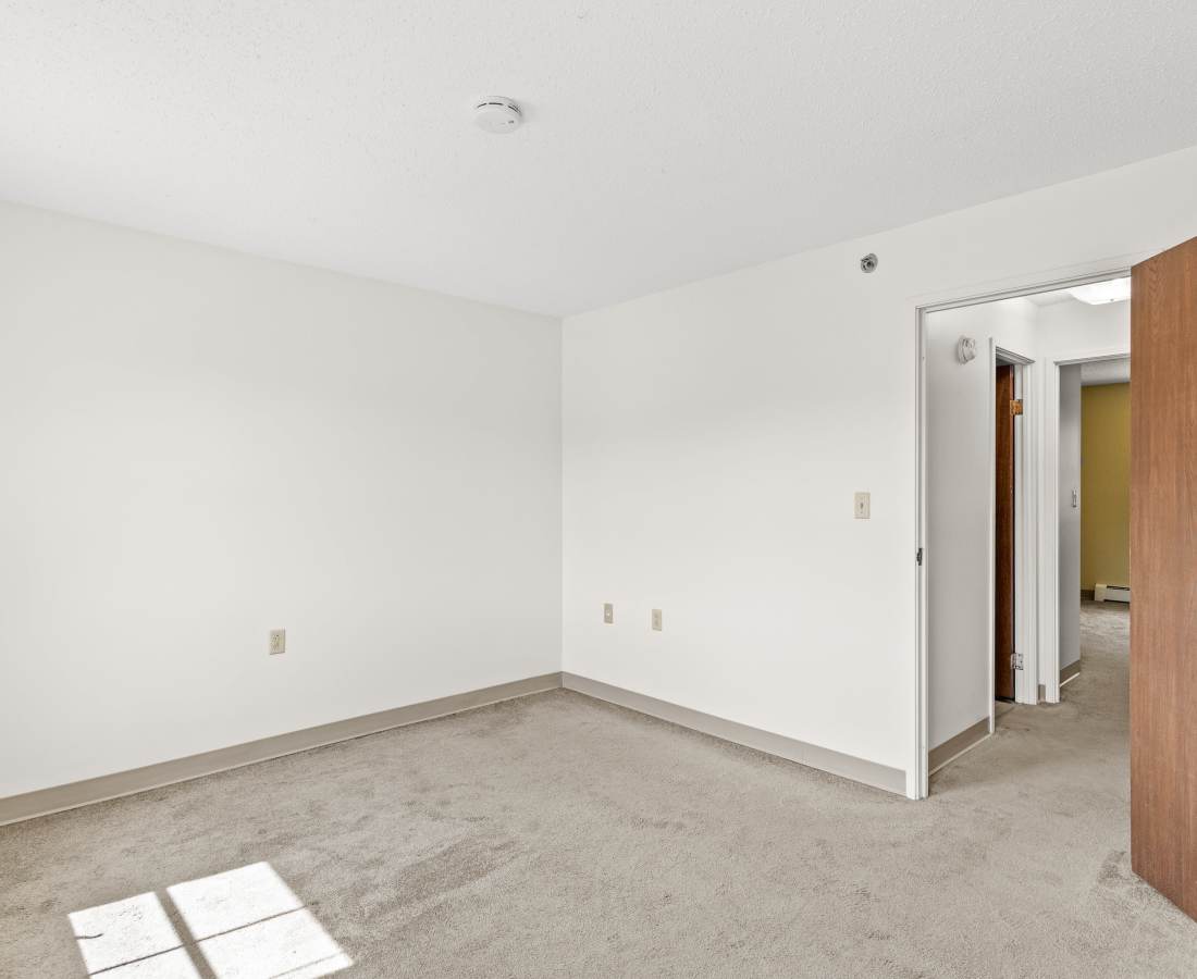 Apartment room with sunlight at Glenridge Gardens in Augusta, Maine