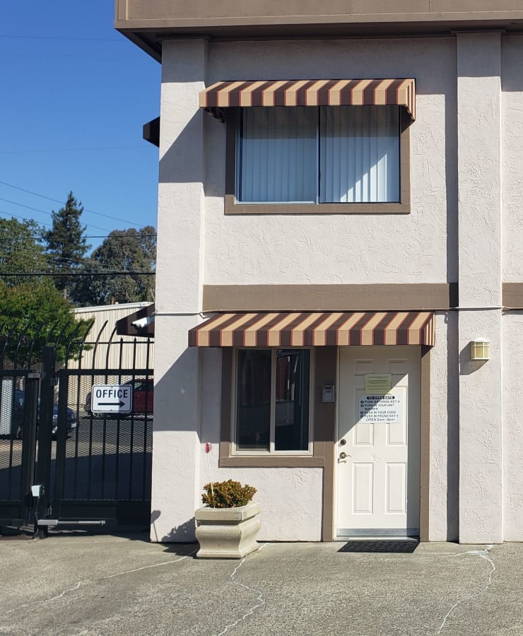 The exterior of the main entrance at StorQuest Self Storage in Napa, California