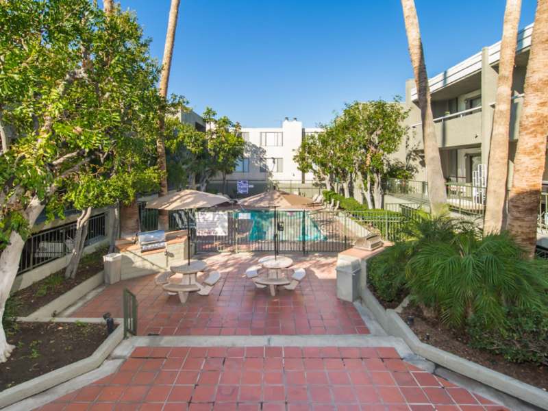 Modern Apartments at Encino Crest Apartments in Encino, California