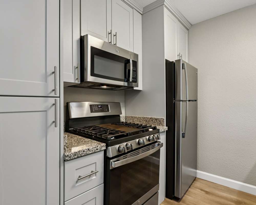 Apartments for rent at Creekside Gardens in Vacaville, California    