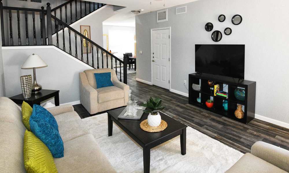 Well-furnished living area at Las Ventanas in Alamogordo, New Mexico