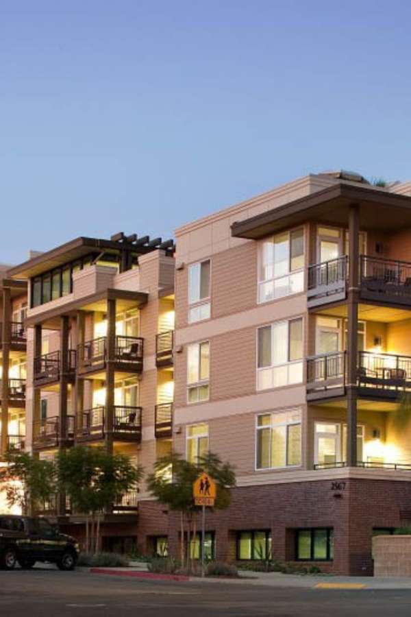 Merrill Gardens at Bankers Hill: Luxury Senior Living