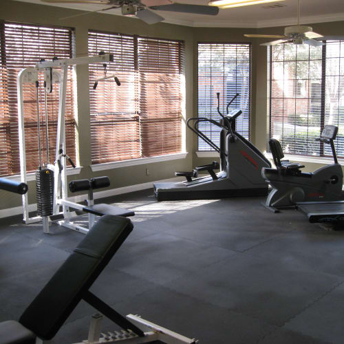 Community Features at The Abbey at Hightower