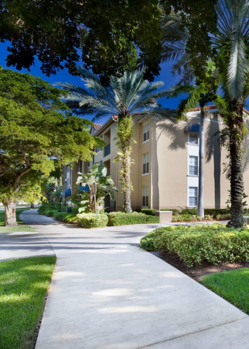 View neighborhood information for Fountain House Apartments in Miami Lakes, Florida