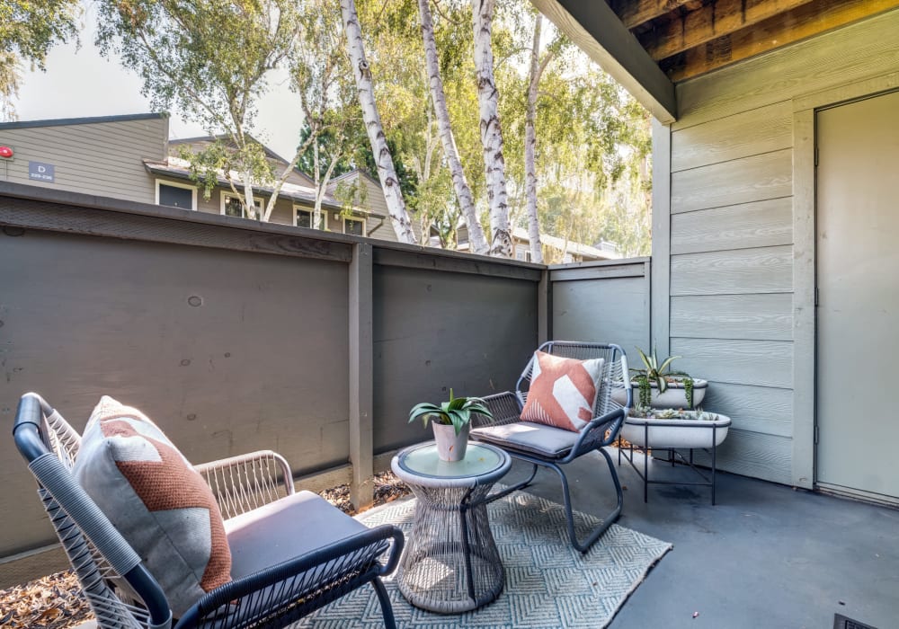 Relaxing private patio space outside a model home at Sofi Union City in Union City, California