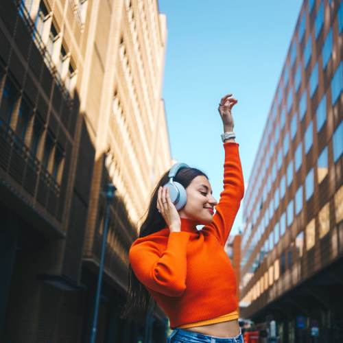 Resident listening songs near Southfork Lake in Manvel, Texas