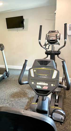 Modern fitness room at The Abbey at Copper Creek in San Antonio, Texas