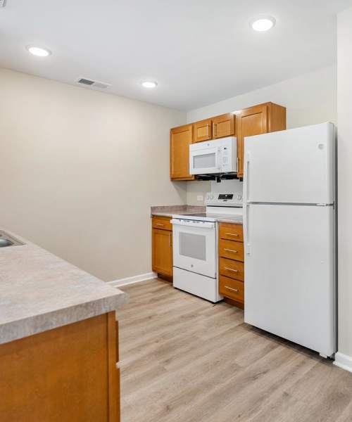 Spacious kitchens for cooking at Deville Manor in Oswego, Illinois