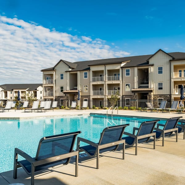 Resident swimming pool at Rows at Pinestone in Travelers Rest, South Carolina