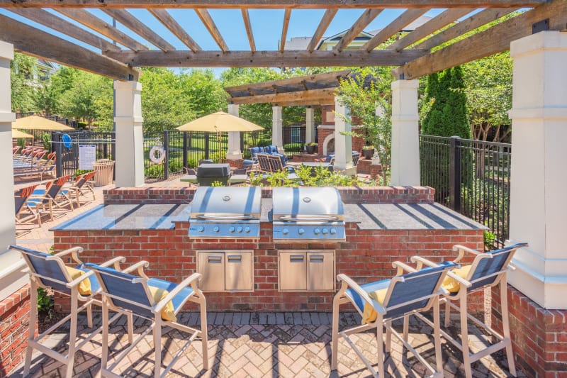 Poolside BBQ with lots of seating to cook for al your friends at The Vive in Kannapolis, North Carolina