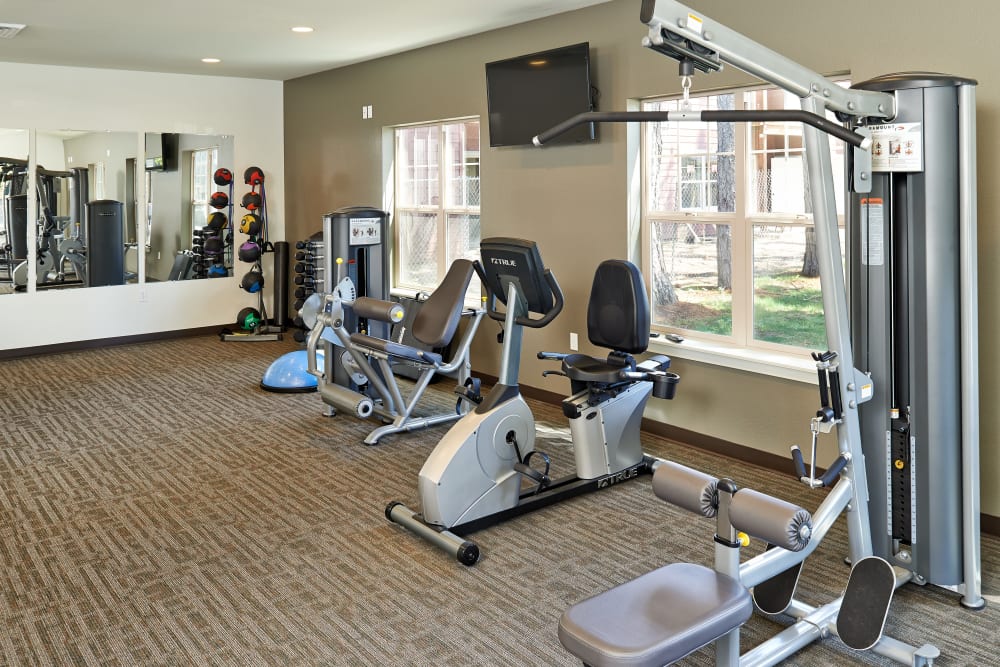 Gym at Heritage Meadow Apartments in Eugene, Oregon