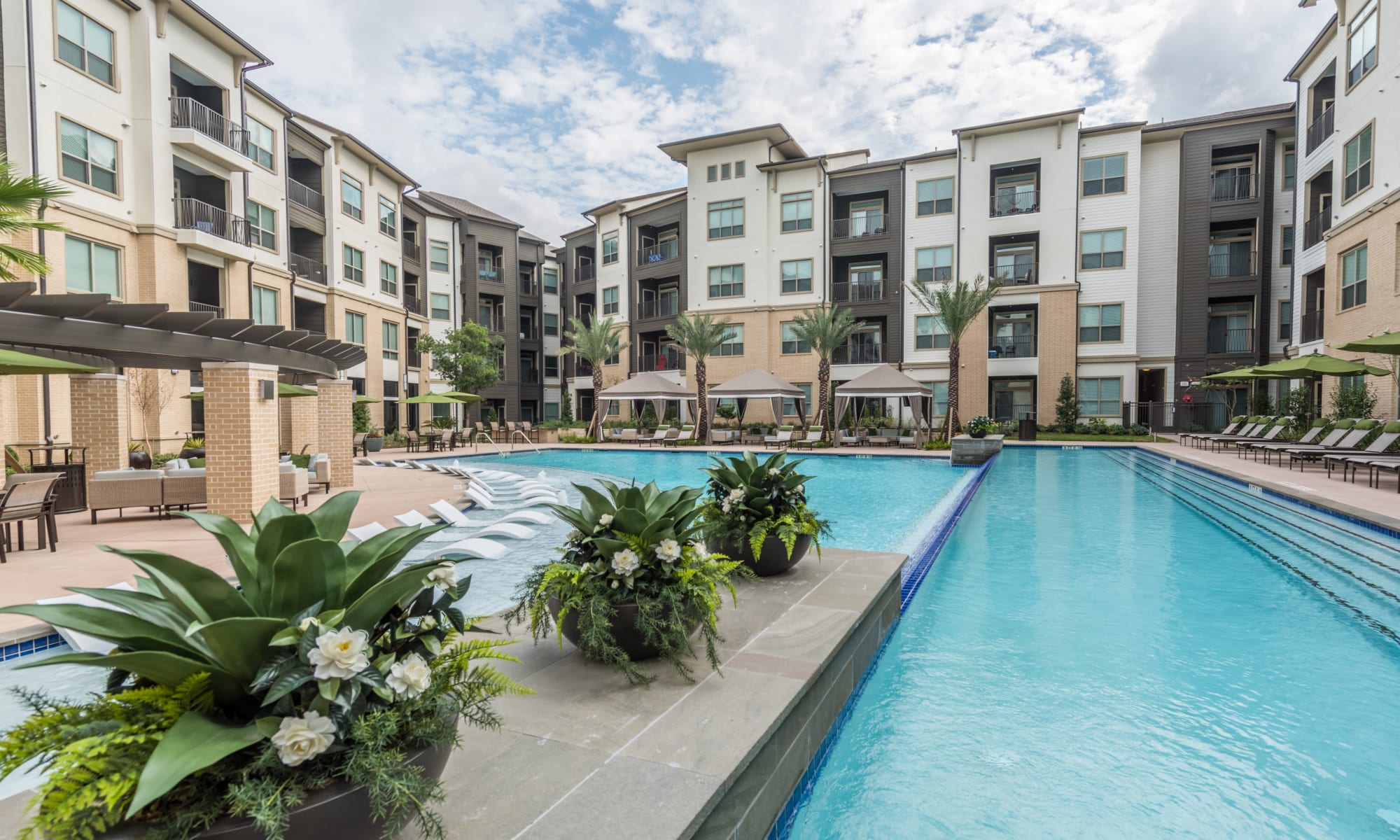 Apartments at The Abbey at Northpoint in Spring, Texas