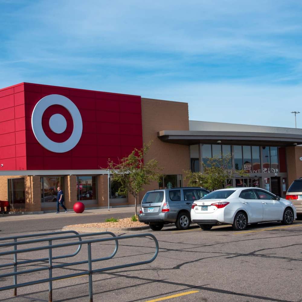 Supermarket near Bass Lake Crossing in New Hope, Minnesota