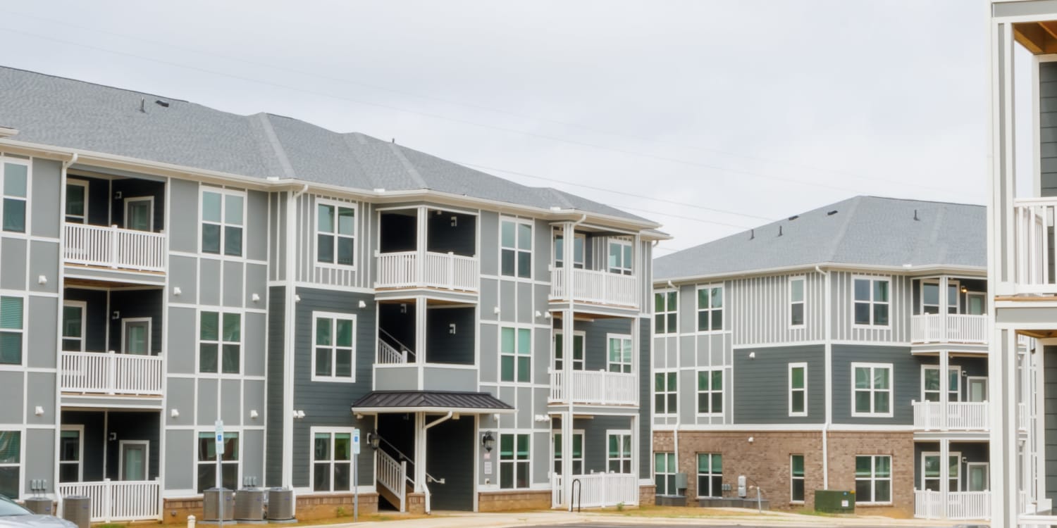 Oakdale Forest Charlotte, NC Senior Apartments for Rent in Mecklenburg