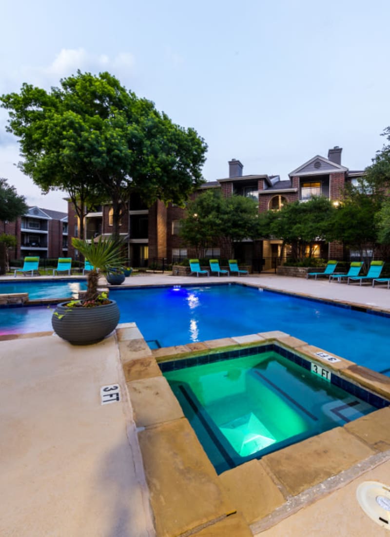 View our amenities at Marquis at Legacy in Plano, Texas