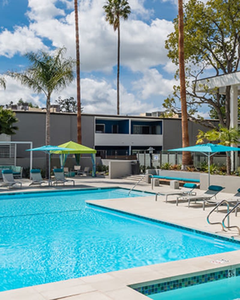 Beautiful pool at The Retreat at Thousand Oaks, Thousand Oaks, California