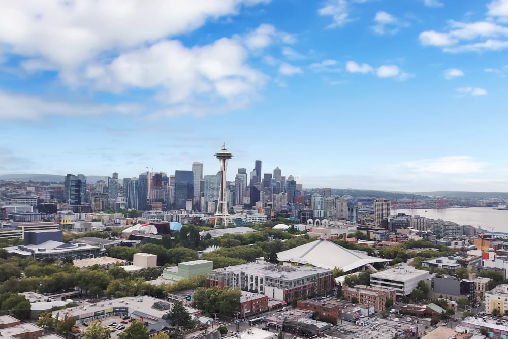 Majestic views of seattle at Island House in Mercer Island, Washington