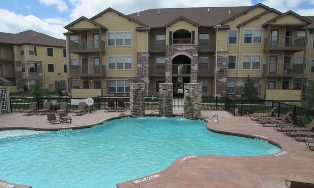 Pool at Park at Coulter in Amarillo, Texas