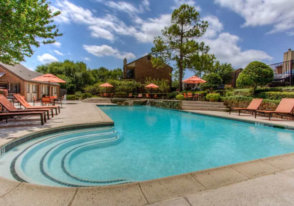 Sparkling swimming pool at The Pines of Palos Verdes in Mesquite, Texas
