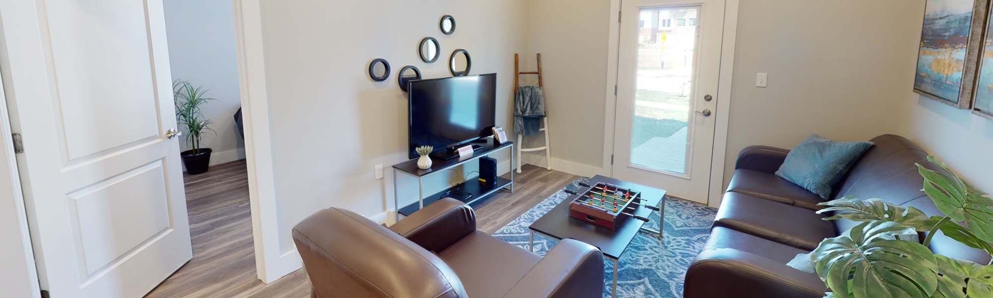 Virtual Tour at The Quarters Bloomington in Bloomington, Indiana