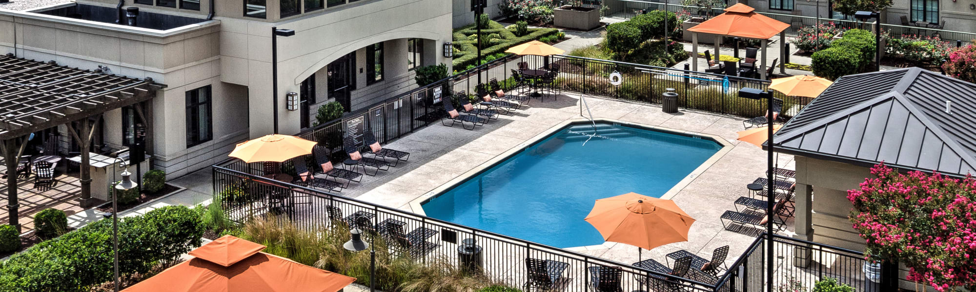 Amenities at SouthPark Morrison in Charlotte, North Carolina