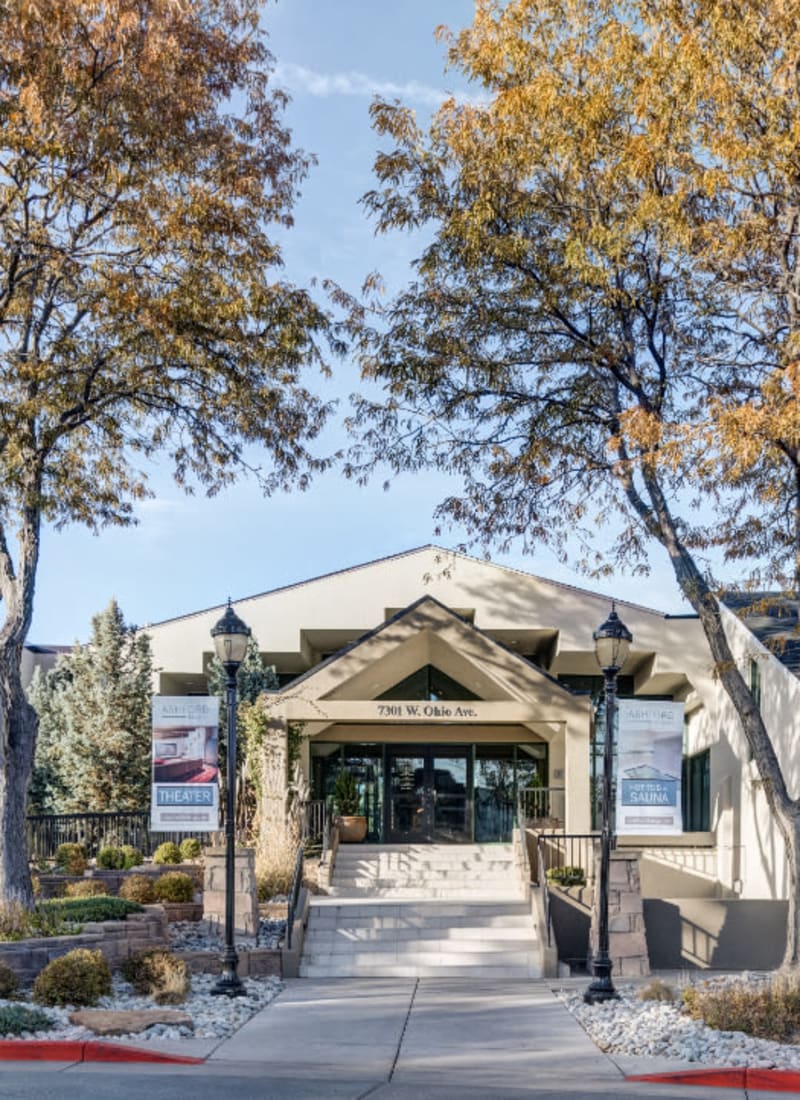 Main front entrance to Ashford Belmar in Lakewood, Colorado