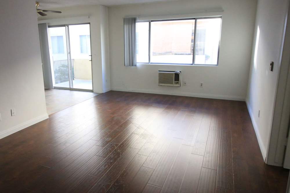 Unfurnished living room at Regency in Sherman Oaks,California