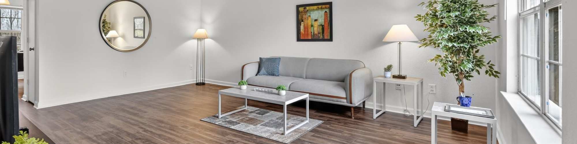 Photo Gallery | Huron Heights and Ridge Apartments in Ypsilanti, Michigan