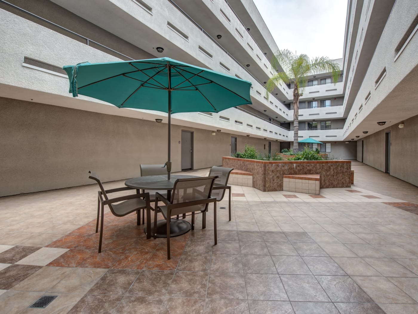 Spacious seating area at Vue at Laurel Canyon in Valley Village, California