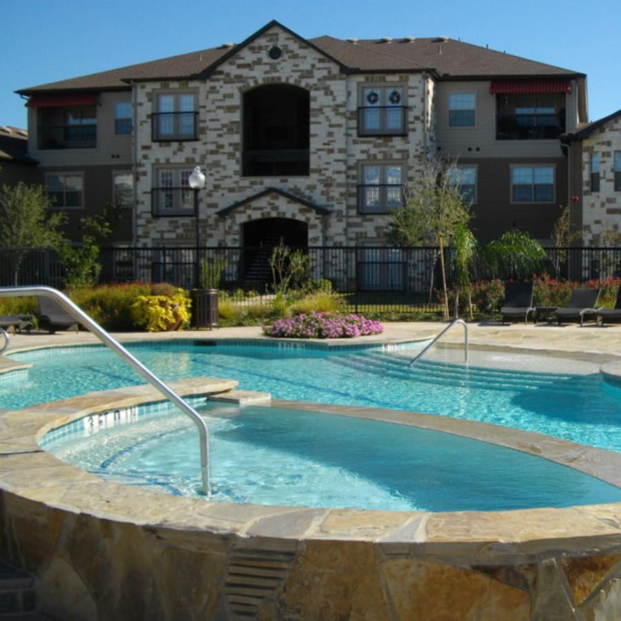 Pool at Lookout Hollow in Selma, Texas