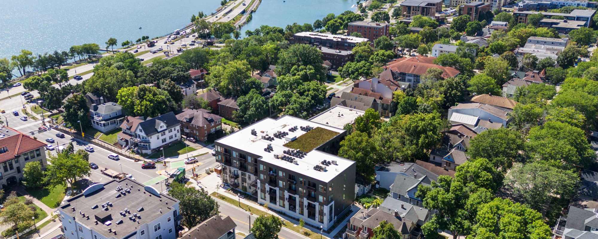 Apartments near water Madison