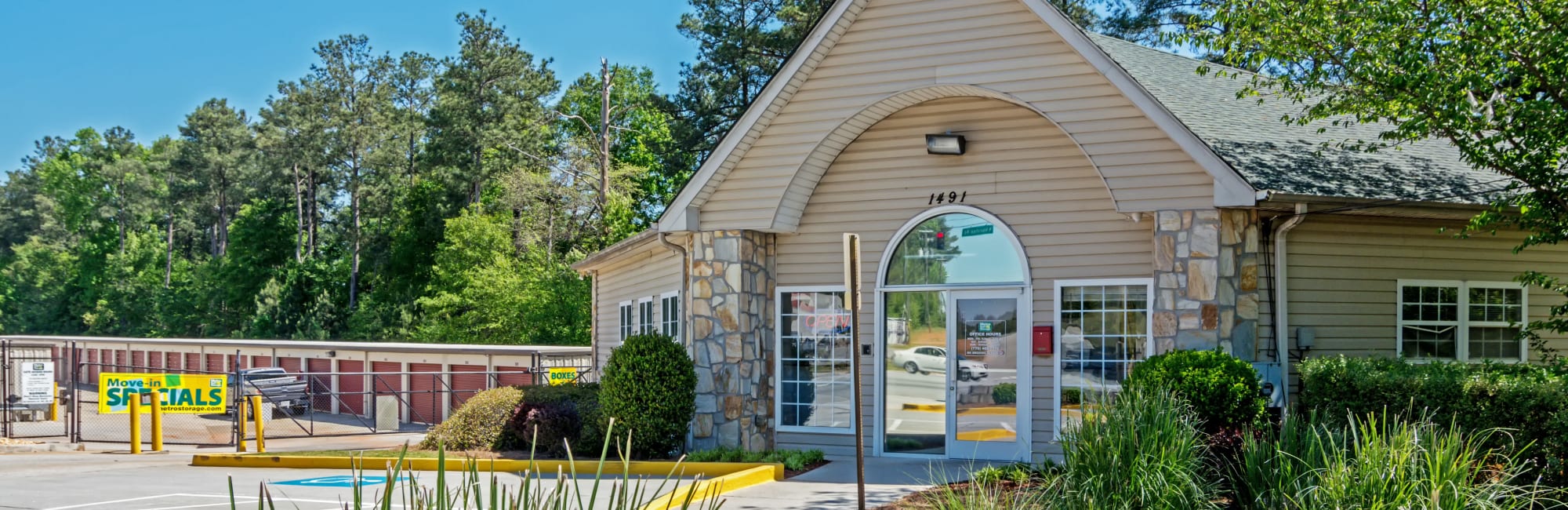 Metro Self Storage in Stone Mountain, GA