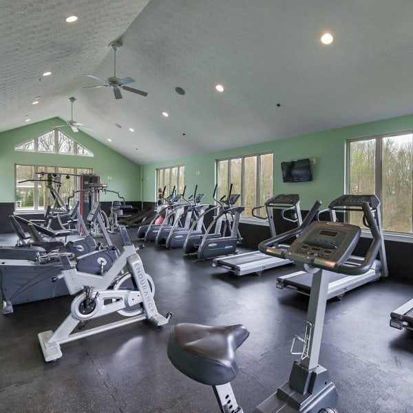 Chatham Commons offers a wide variety of amenities in Cranberry Township, Pennsylvania